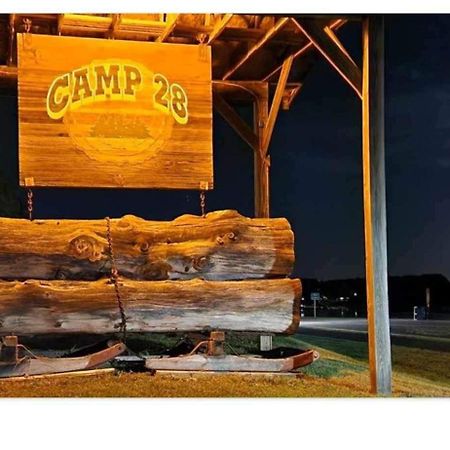 Camp 28 Hotel Rib Lake Exterior photo
